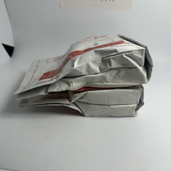 Vintage Lot of 2 Packs of Bissell Dry Carpet Cleaner Powder 10oz Each NOS - Picture 10 of 10